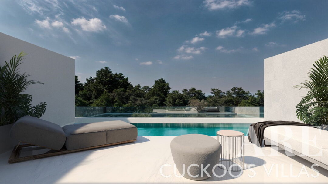 Roof top with salted pool and loung area