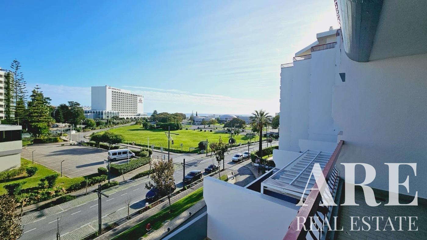 Apartment for sale in Vilamoura City center, Vilamoura