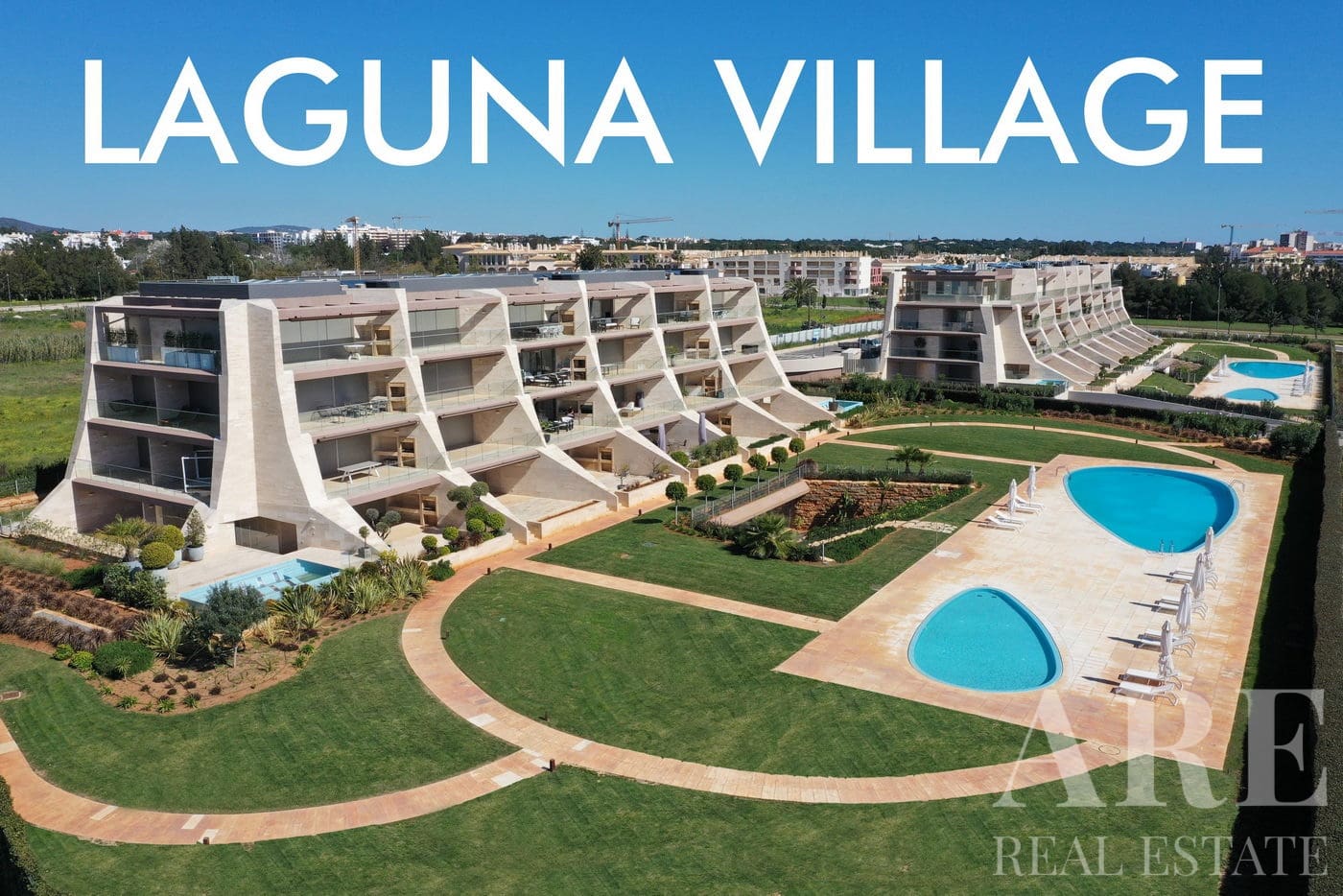 Presentación del condominio Laguna Village